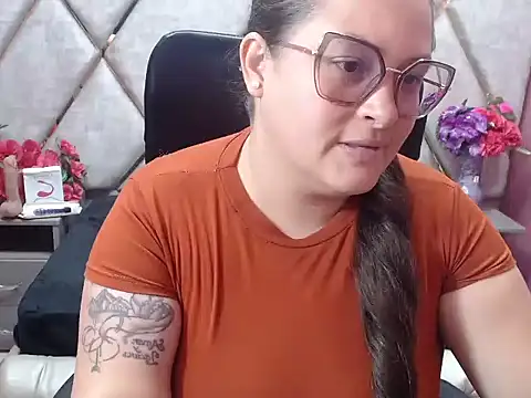 Sarah Boobs  online show from 02/13/26, 07:43