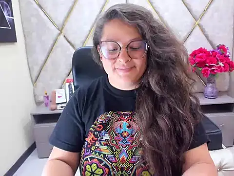 Sarah Boobs  online show from 05/05/26, 03:36
