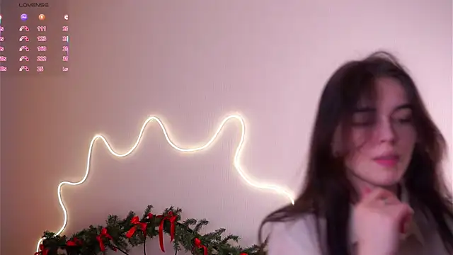 Snapshot of MirnaTellado chatting on 02/09/26, 06:01 MirnaTellado online show from 02/09/26, 06:01