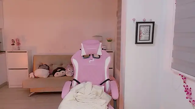 Blush Marie online show from 04/01/26, 01:06