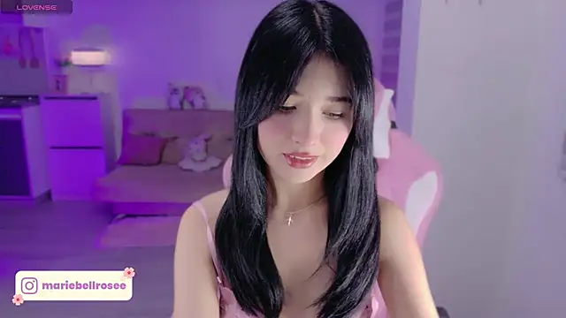 Snapshot of Blush_Marie chatting on 05/18/26, 01:56 Blush Marie online show from 05/18/26, 01:56