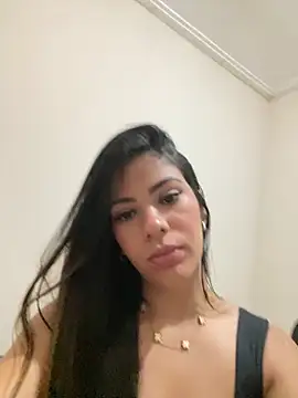 paola oliveira online show from 03/10/26, 01:05