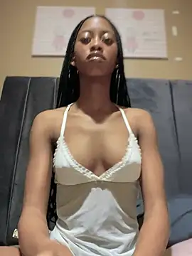 diamond Ines online show from 02/05/26, 12:37