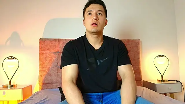 Alexander Connor online show from 04/23/26, 12:04