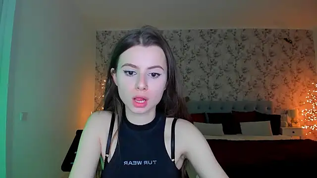 Hot Molly5 online show from 03/13/26, 07:42