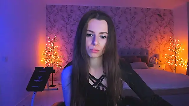 Hot Molly5 online show from 03/28/26, 07:57