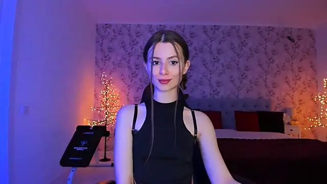 Hot Molly5 online show from 04/18/26, 08:09