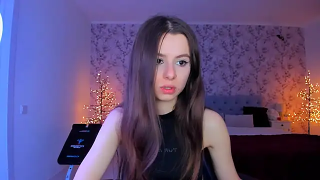 Hot Molly5 online show from 05/02/26, 08:03