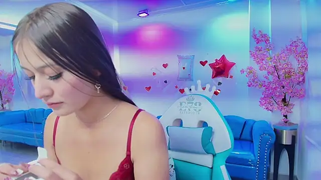 Snapshot of Zoe_swan chatting on 02/25/26, 11:31 Zoe swan online show from 02/25/26, 11:31