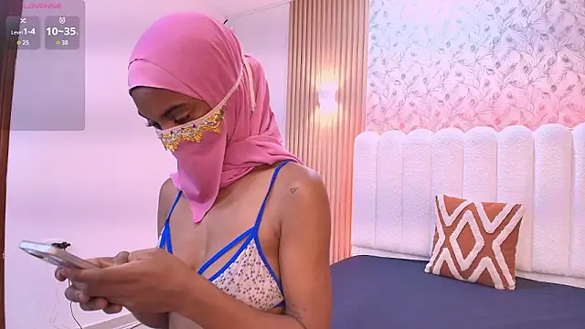 Amira Alzahra online show from 02/10/26, 05:11