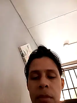 Snapshot of mitzukywinteer chatting on 02/03/26, 03:39 mitzukywinteer online show from 02/03/26, 03:39