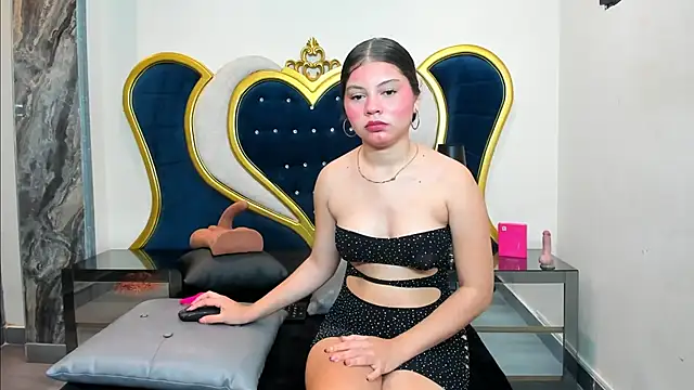 Snapshot of SofiaArsila chatting on 05/07/26, 11:37 SofiaArsila online show from 05/07/26, 11:37