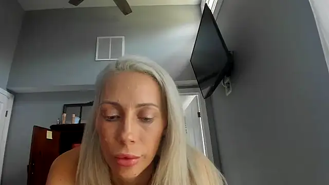 LindseyFAFO online show from 06/05/26, 03:29