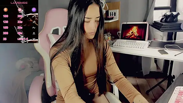 VictoriaHoneyy online show from 04/07/26, 01:33