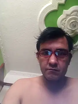 Juanstevan2724 online show from 02/03/26, 04:56