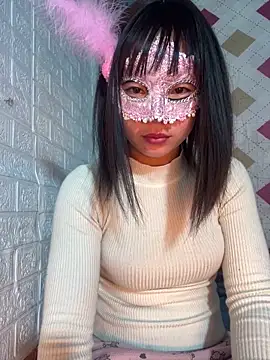 Lata-cute online show from 01/17/26, 01:54