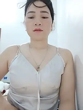 Snapshot of LoveLillyy69 chatting on 06/09/26, 01:50 LoveLillyy69 online show from 06/09/26, 01:50