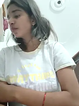 Cute-Natashaa online show from 02/09/26, 06:23