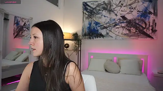 Miss sindy11 online show from 02/18/26, 08:32