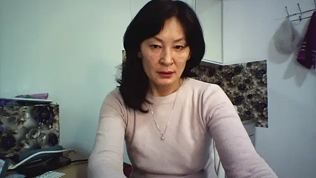 bella2322 online show from 02/13/26, 04:52