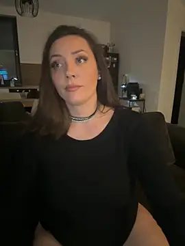 21tweetypie21 online show from 02/24/26, 06:39