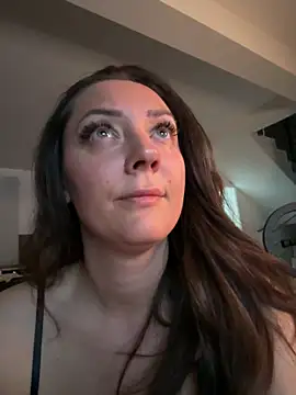 21tweetypie21 online show from 04/10/26, 06:23