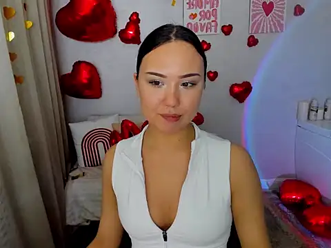 Snapshot of GlowMe chatting on 02/01/26, 07:18 GlowMe online show from 02/01/26, 07:18