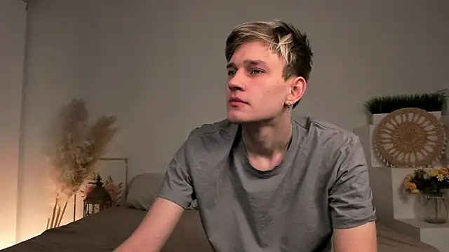 Snapshot of Volan_Starts chatting on 02/09/26, 04:05 Volan Starts online show from 02/09/26, 04:05