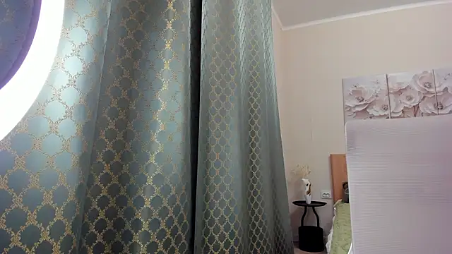 Snapshot of sweet_bl0nde chatting on 02/28/26, 08:37 sweet bl0nde online show from 02/28/26, 08:37