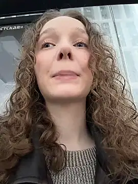 outside rosy online show from 04/04/26, 04:15