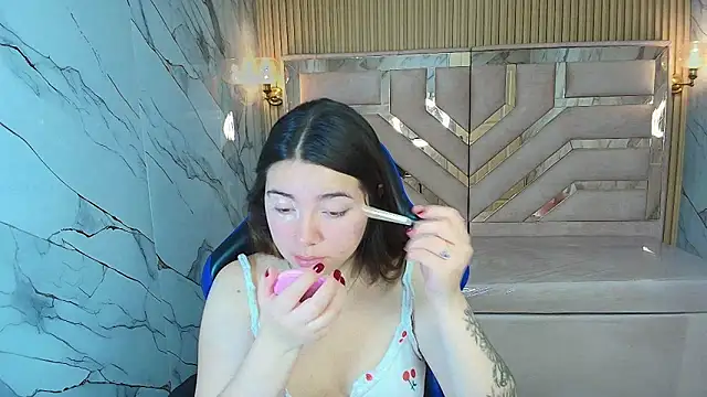 emily  r   online show from 01/17/26, 01:05