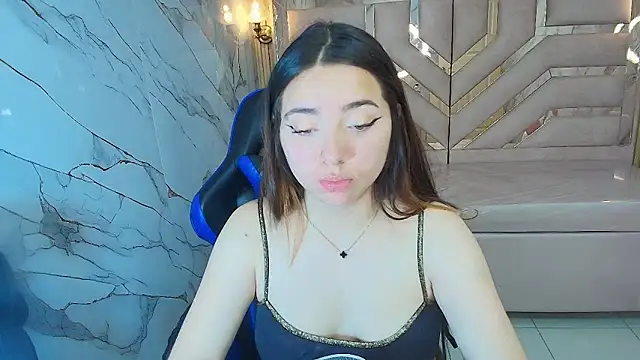 emily  r   online show from 01/19/26, 01:04