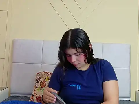 SalomeEvanz online show from 03/06/26, 01:29