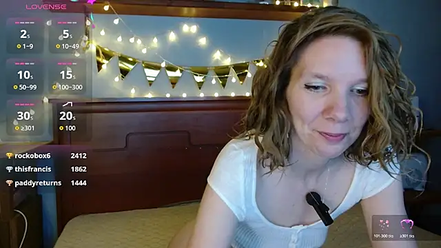 Daisy Lovely online show from 03/11/26, 04:18