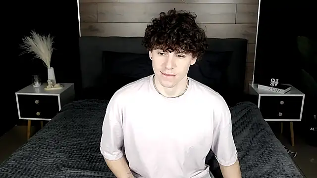 Snapshot of TylerGibson chatting on 02/19/26, 03:13 TylerGibson online show from 02/19/26, 03:13