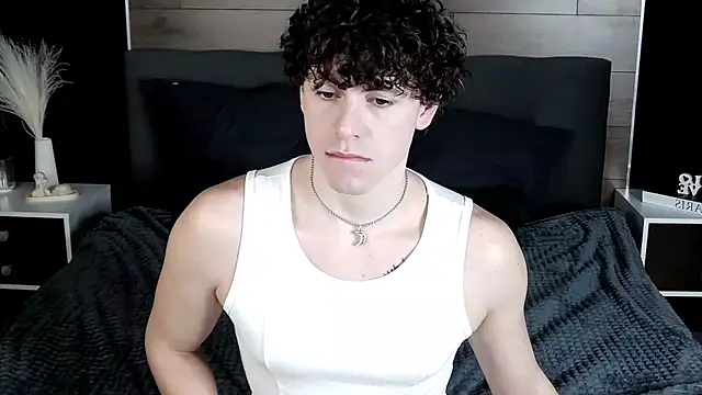 Snapshot of TylerGibson chatting on 02/20/26, 06:26 TylerGibson online show from 02/20/26, 06:26