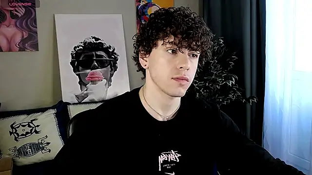 TylerGibson online show from 04/17/26, 04:04