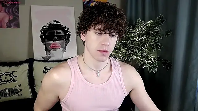 TylerGibson online show from 04/18/26, 03:21