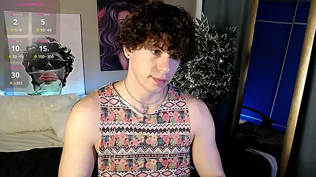 Snapshot of TylerGibson chatting on 06/09/26, 03:40 TylerGibson online show from 06/09/26, 03:40