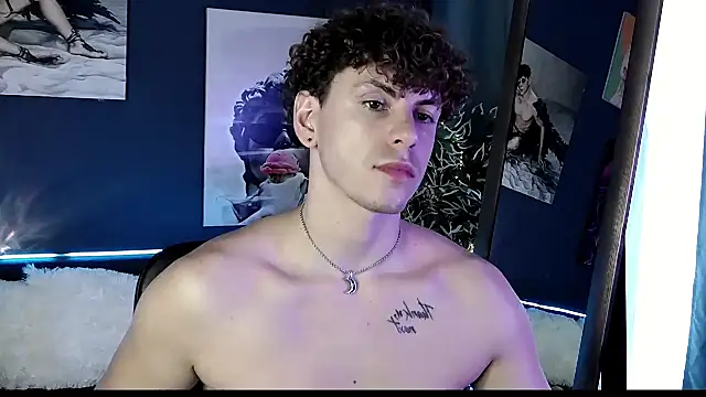 Snapshot of TylerGibson chatting on 06/27/26, 01:39 TylerGibson online show from 06/27/26, 01:39