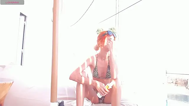 Snapshot of KikkoLee chatting on 06/26/26, 04:11 KikkoLee online show from 06/26/26, 04:11