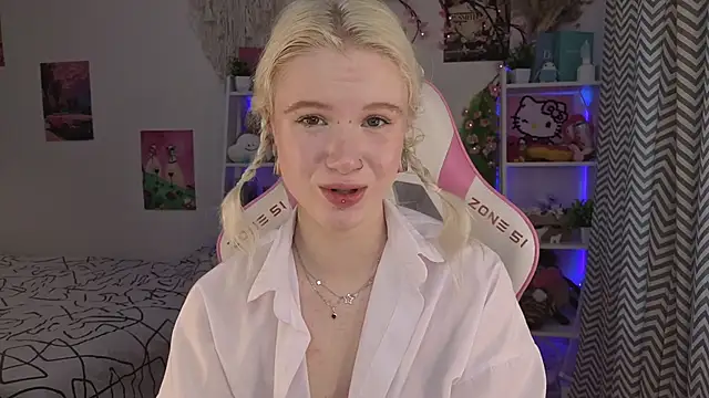 Mia WaterFall online show from 06/02/26, 03:19