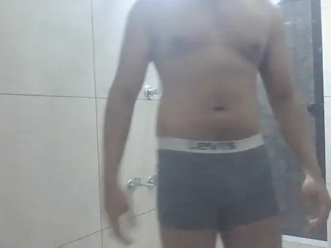 Snapshot of straightnd chatting on 02/14/26, 02:14 straightnd online show from 02/14/26, 02:14