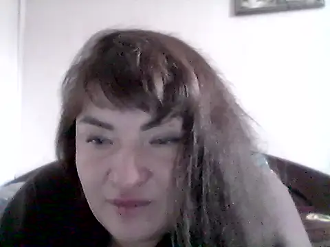 Snapshot of AllinaKis chatting on 02/13/26, 11:50 AllinaKis online show from 02/13/26, 11:50