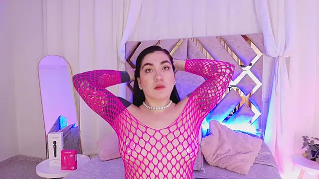 KathiaJenner online show from 05/27/26, 11:18