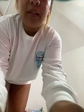 veronica414 online show from 03/18/26, 12:19