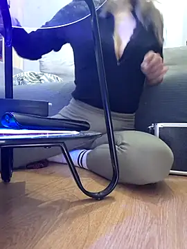 Milifalcon online show from 02/10/26, 03:32