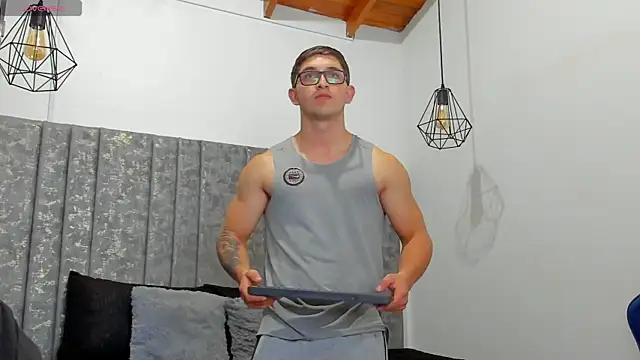 Calvin Hunter online show from 04/17/26, 04:04