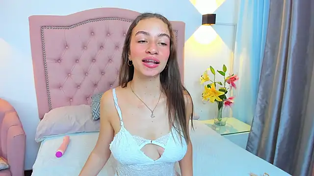 Chloekey online show from 03/04/26, 08:04