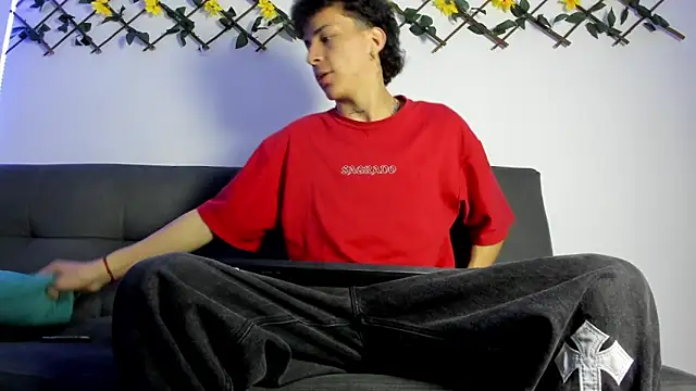 Maxxx bigcockx online show from 03/13/26, 04:19